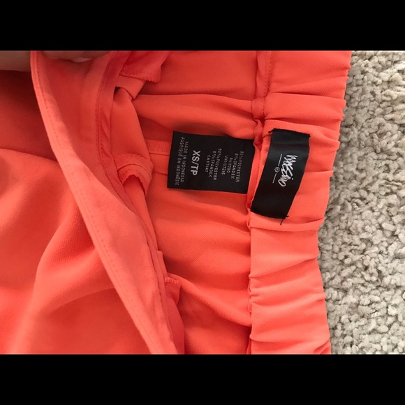 Coral Dress Shorts - Picture 4 of 5